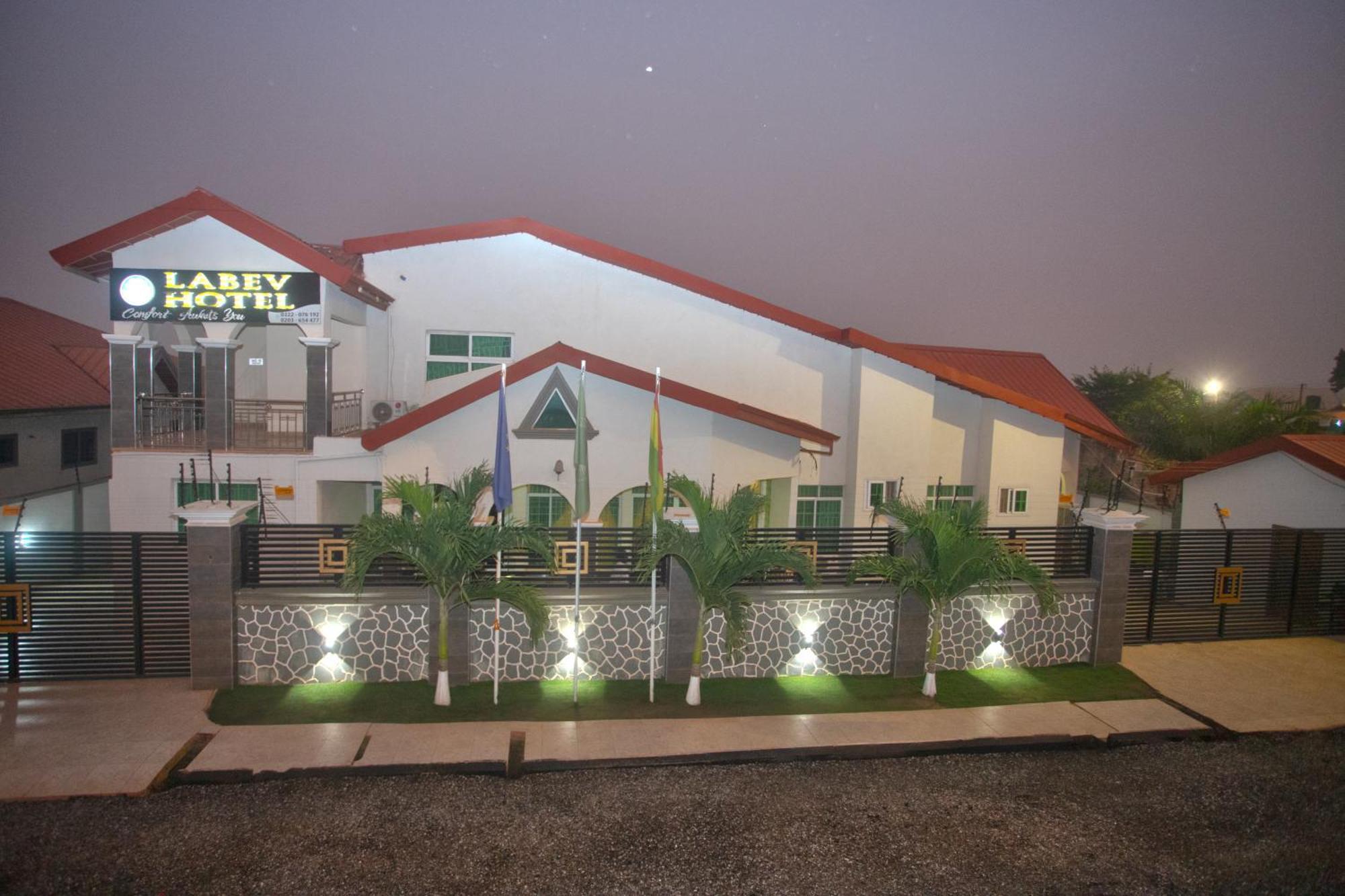 Labev Hotel Kumasi Esterno foto