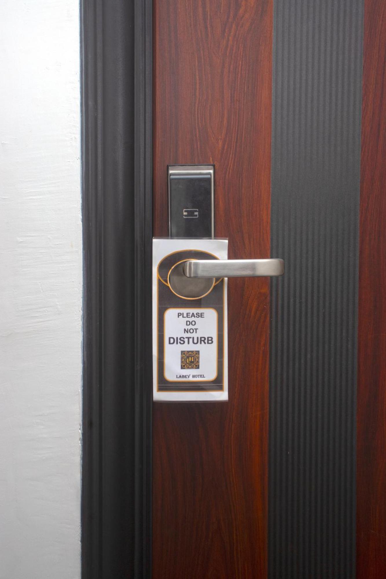 Labev Hotel Kumasi Esterno foto